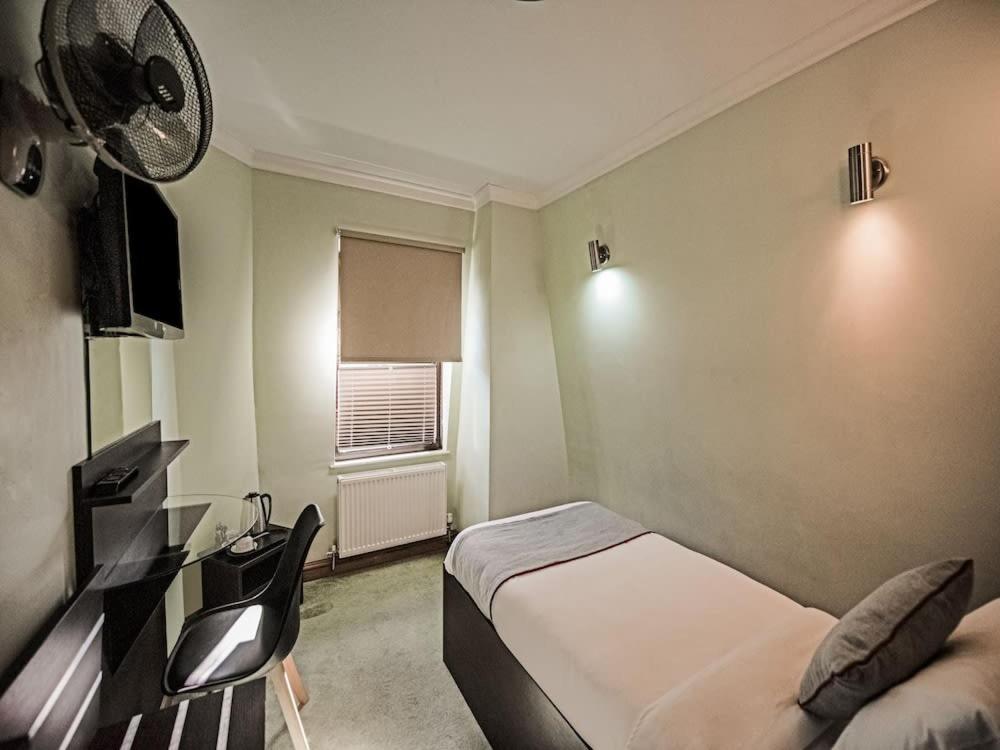 Epsilon Hotel London Exterior photo