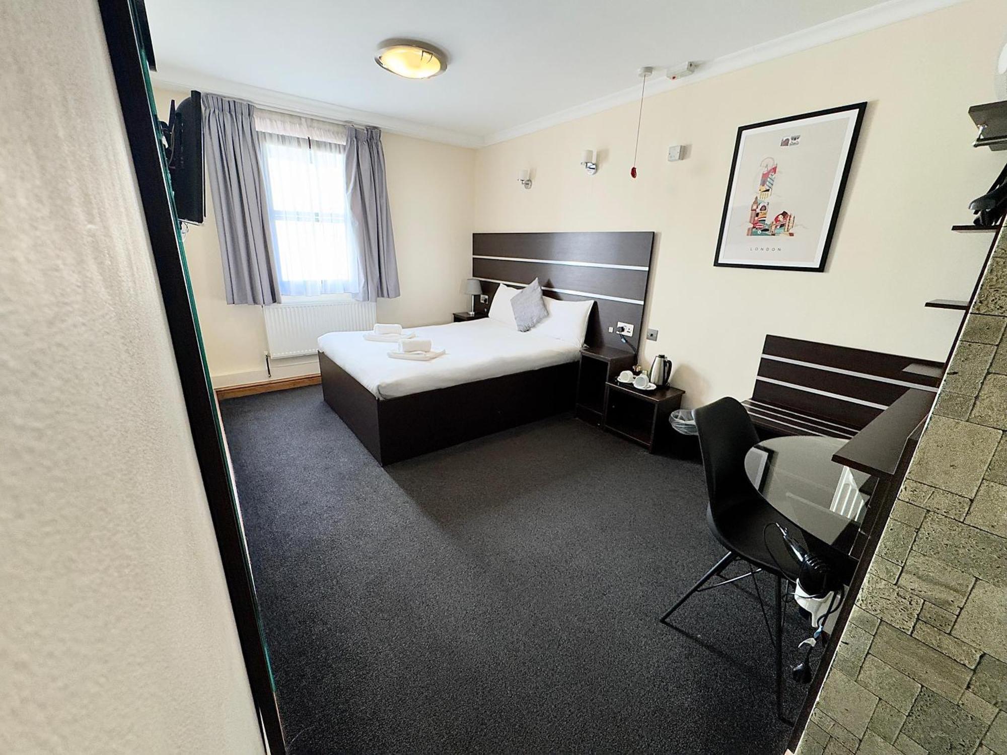 Epsilon Hotel London Exterior photo